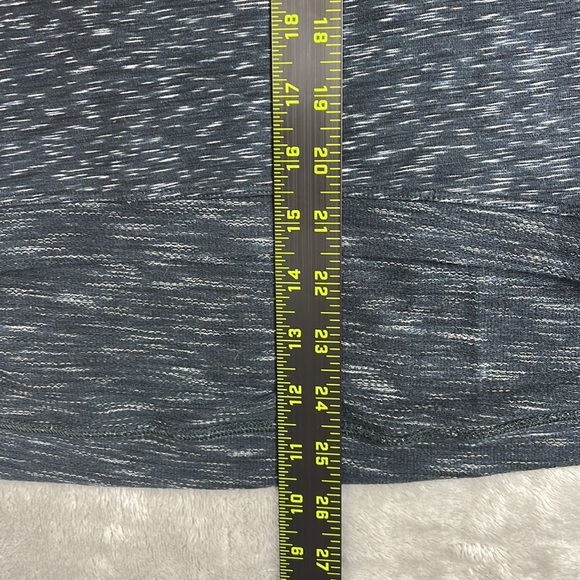 Raw Threads Disney Active Wear Running Mickey Minnie Long Sleeve Women's XL - Picture 5 of 10